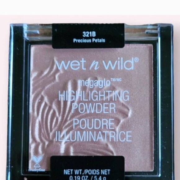 wet n wild MegaGlo Highlighting Powder in Precious Petals #3218 NWT - Picture 3 of 3